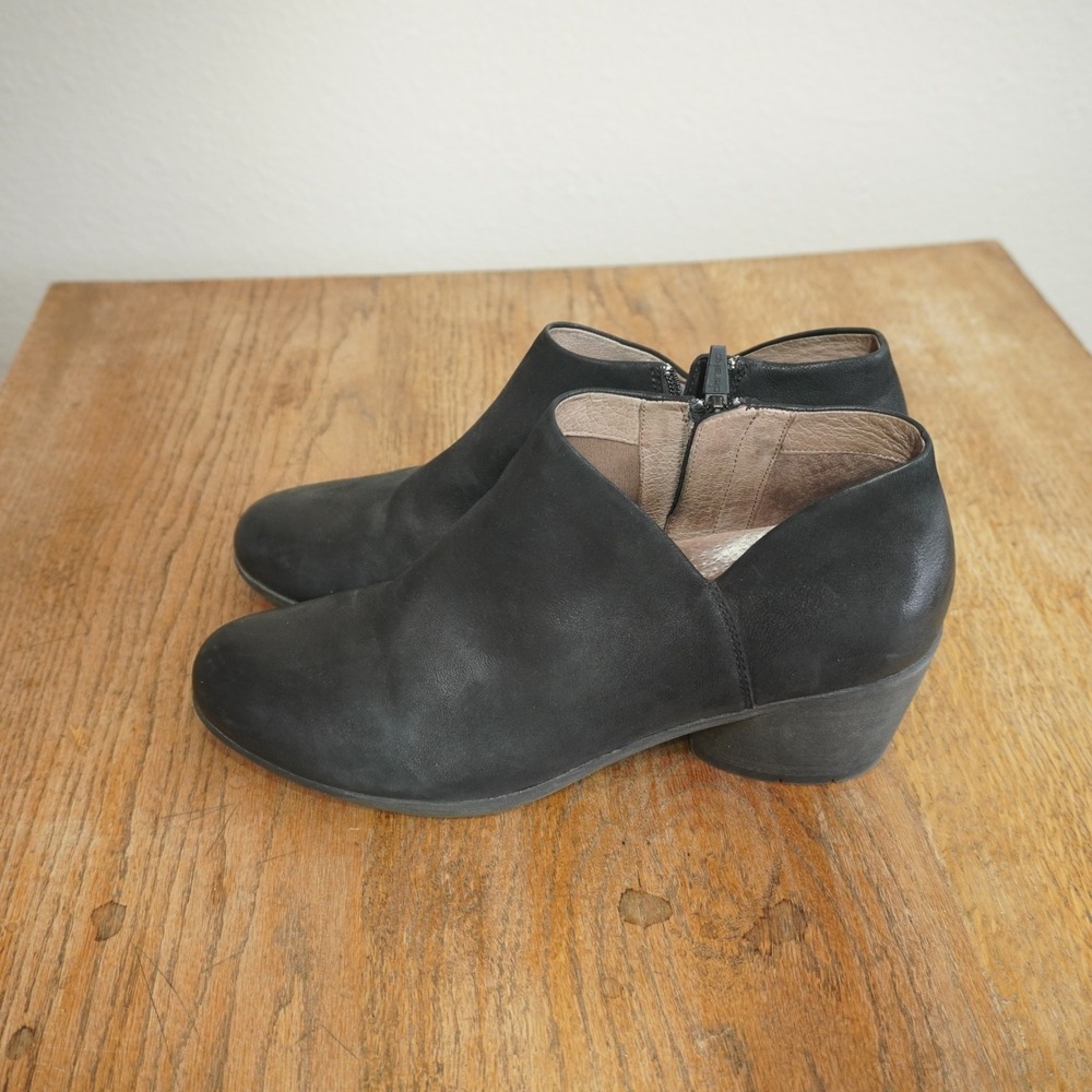 Dansko Women Black Leather Ankle Boots V-Cut Zipper Block Heel Booties Size 41 - Picture 3 of 9
